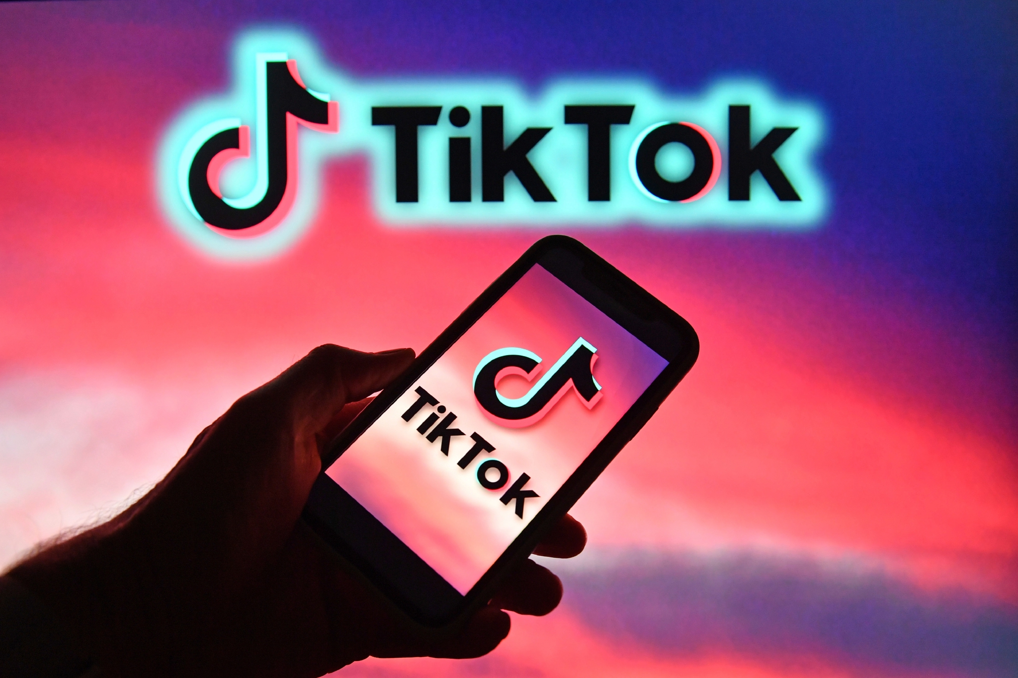 TikTok开始“全闭环”，出海商家们应该怎么办？