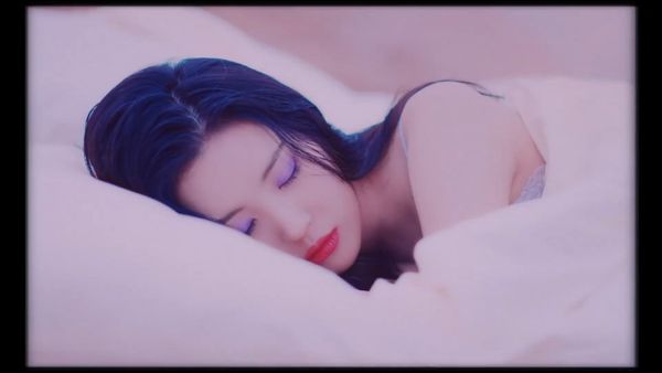 如何评价李宣美6月29发行的新曲《紫光夜》？
