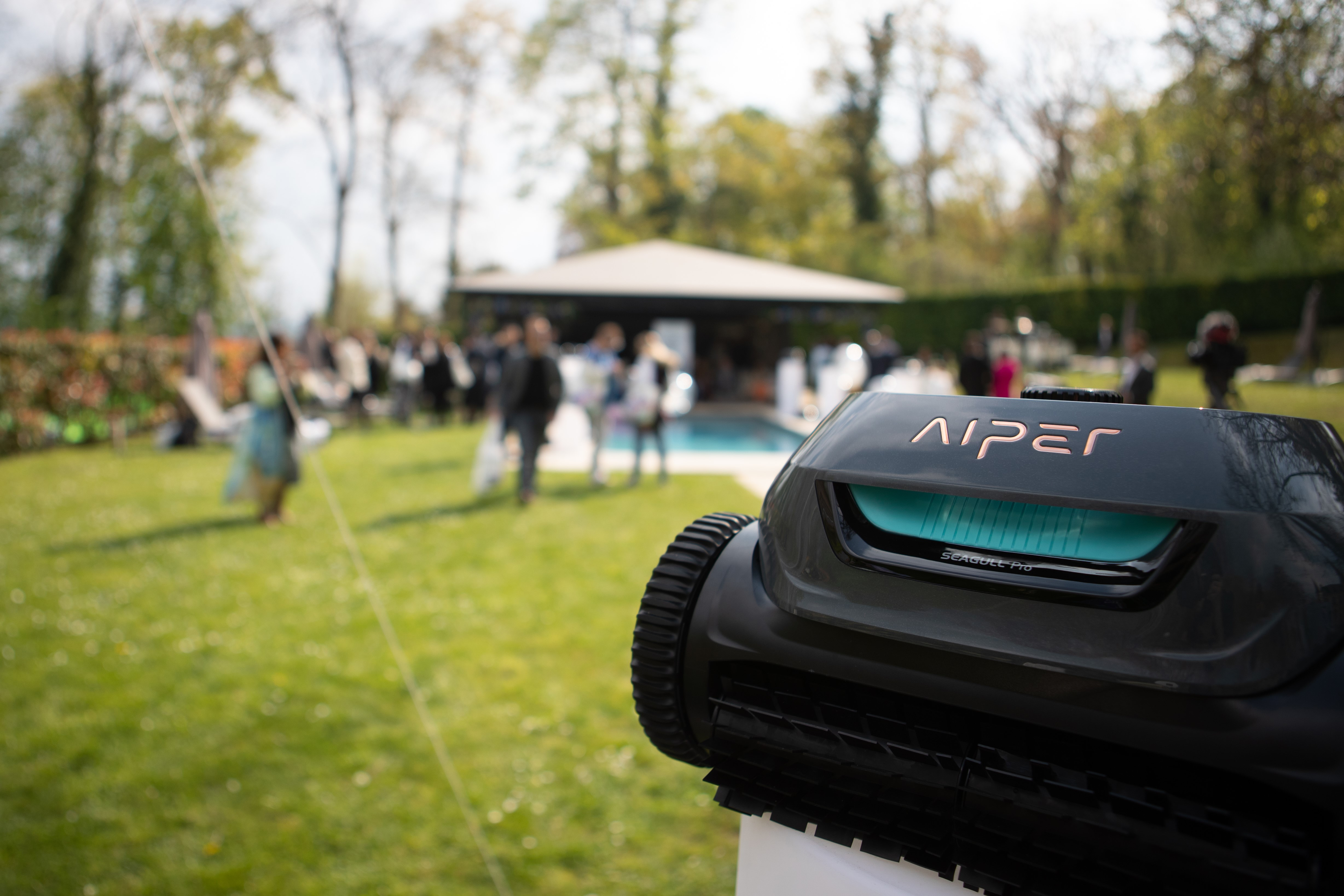 泳池机器人品牌Aiper融资上亿！北美“庭院经济”仍在风口？