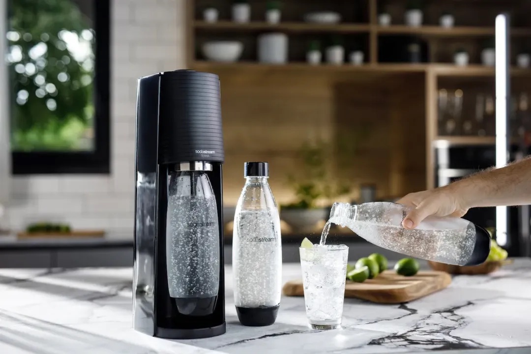 把二氧化碳灌进水杯，百年气泡机SodaStream用社媒营销完成新生
